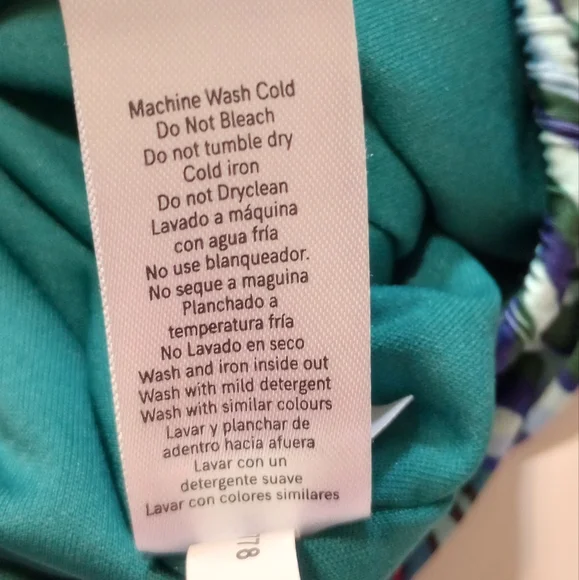 Multi Colored Snake Print Off Shoulder Crop Top SZ XL by Venus - Picture 11 of 11